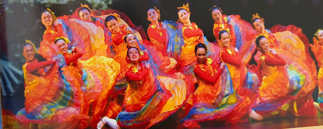 白世音文化艺术将在新春庙会开幕礼上呈献光艺舞蹈。