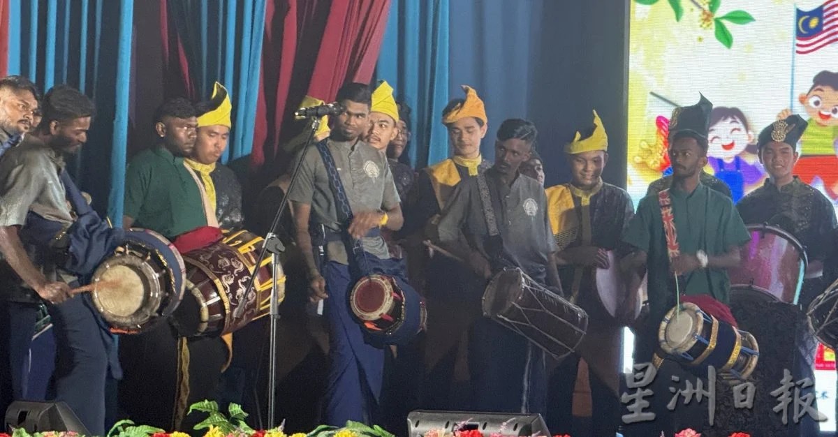 印裔鼓乐节奏紧凑强劲。（范纯玮摄）