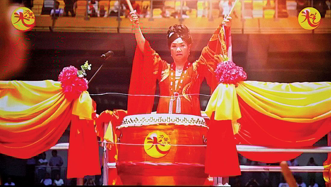 白世音院长曾于2024年1月27日创下马来西亚纪录大全“最多鼓员的中式大鼓表演”新纪录。