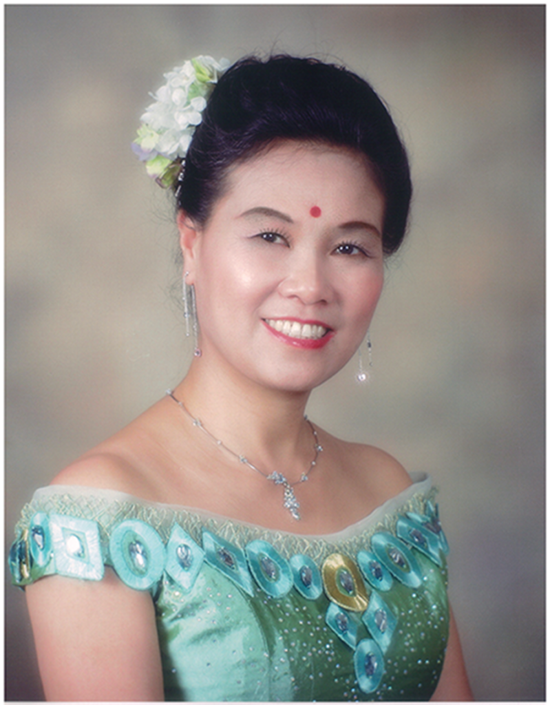 白世音文化艺术创办人兼院长白世音