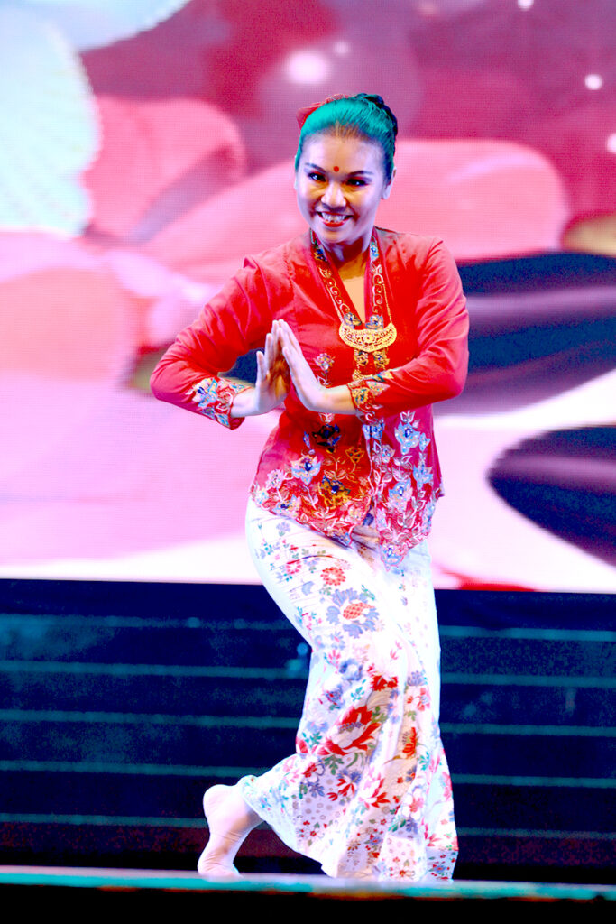 白世音文化艺术主演十全Maggie Foo